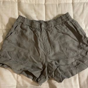 SOUTHERN SHIRT shorts, size M GRAY